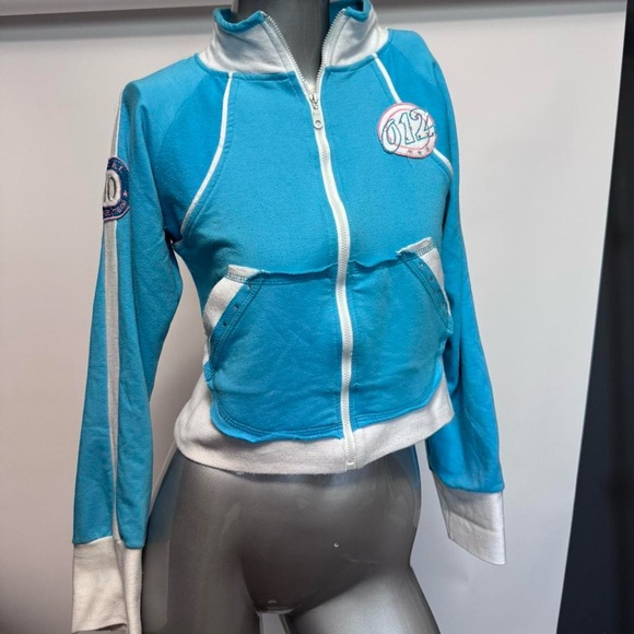 ❌SOLD❌ Y2K Blue Sporty Rhinestone Zip Up - Picture 2 of 5